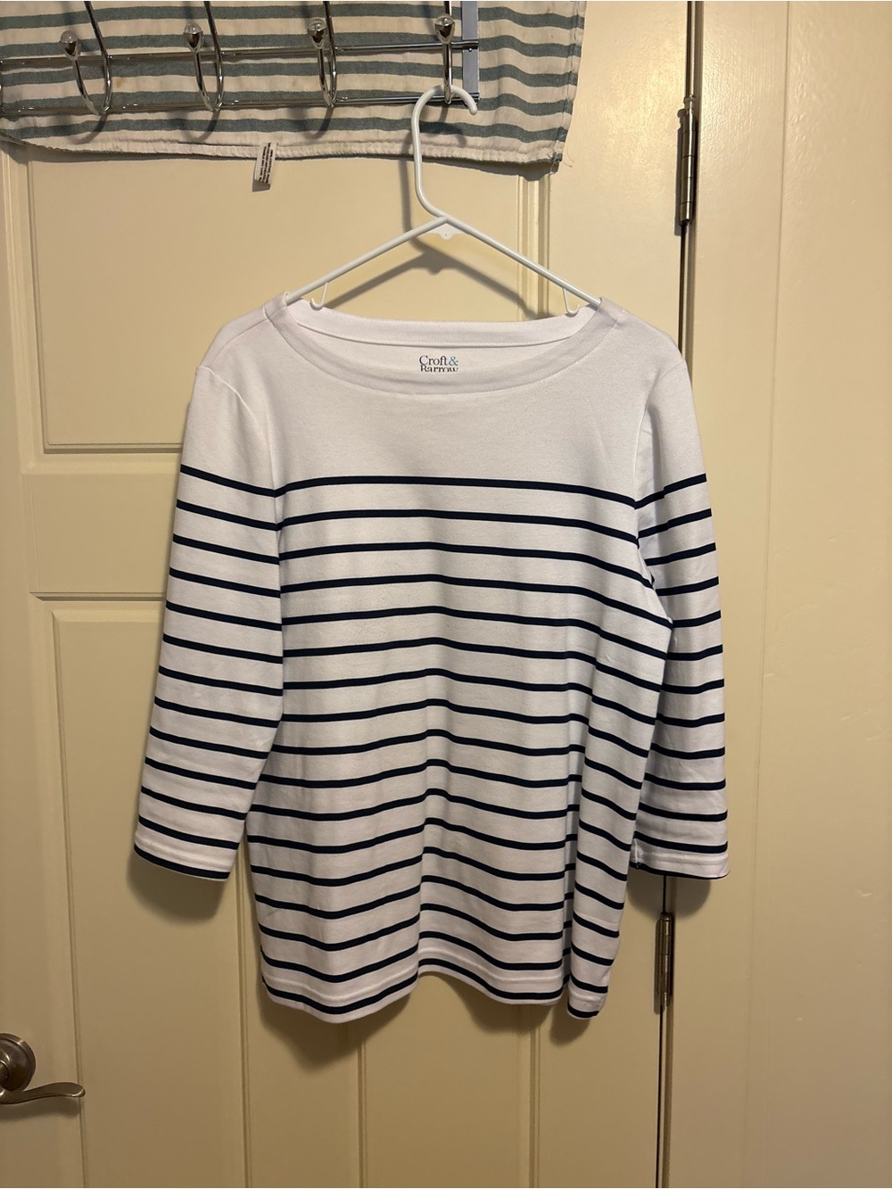 croft & barrow White and Navy Striped Long Sleeve Tee